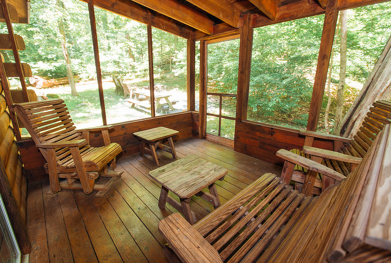 Hide & Seek Luxury Log Cabin Interior